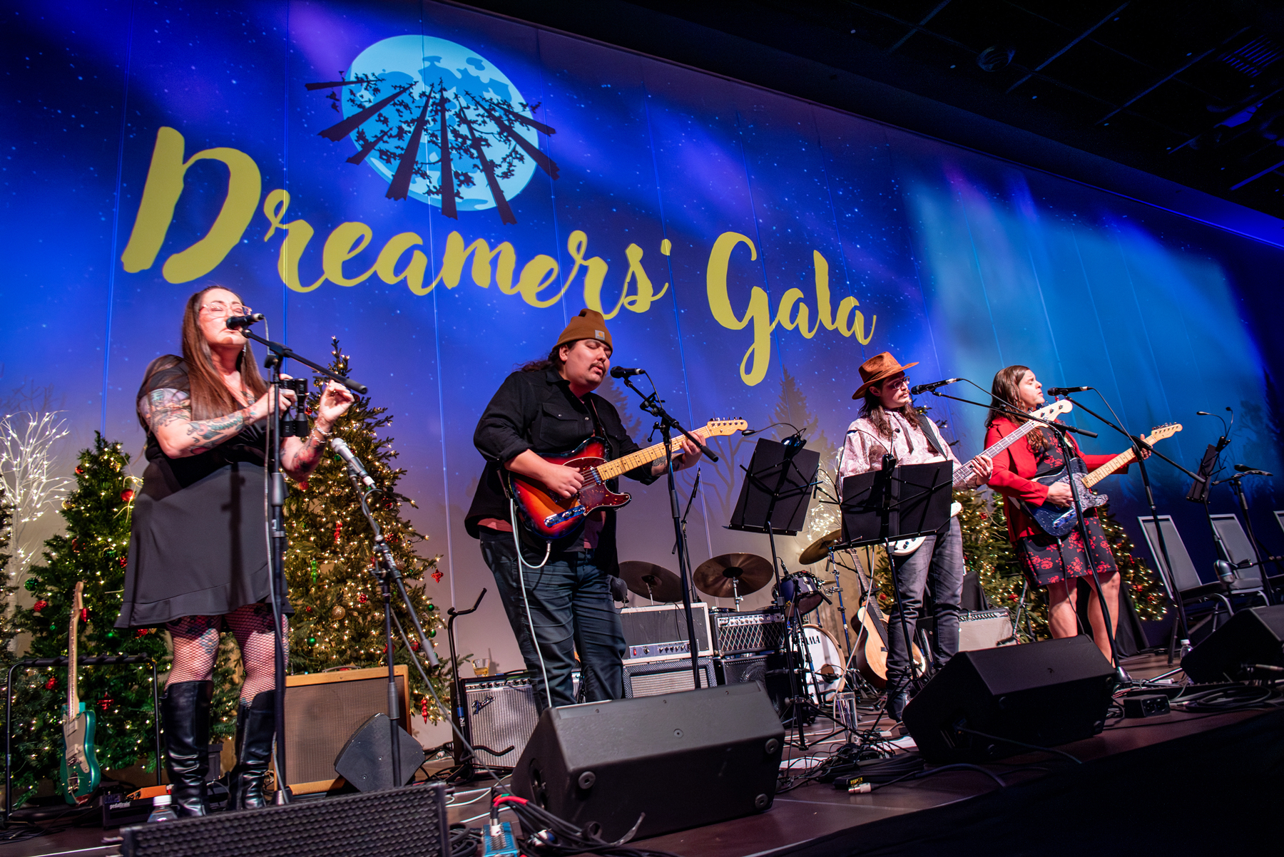 Dreamer's Gala - Photo Credit @stoometzphoto