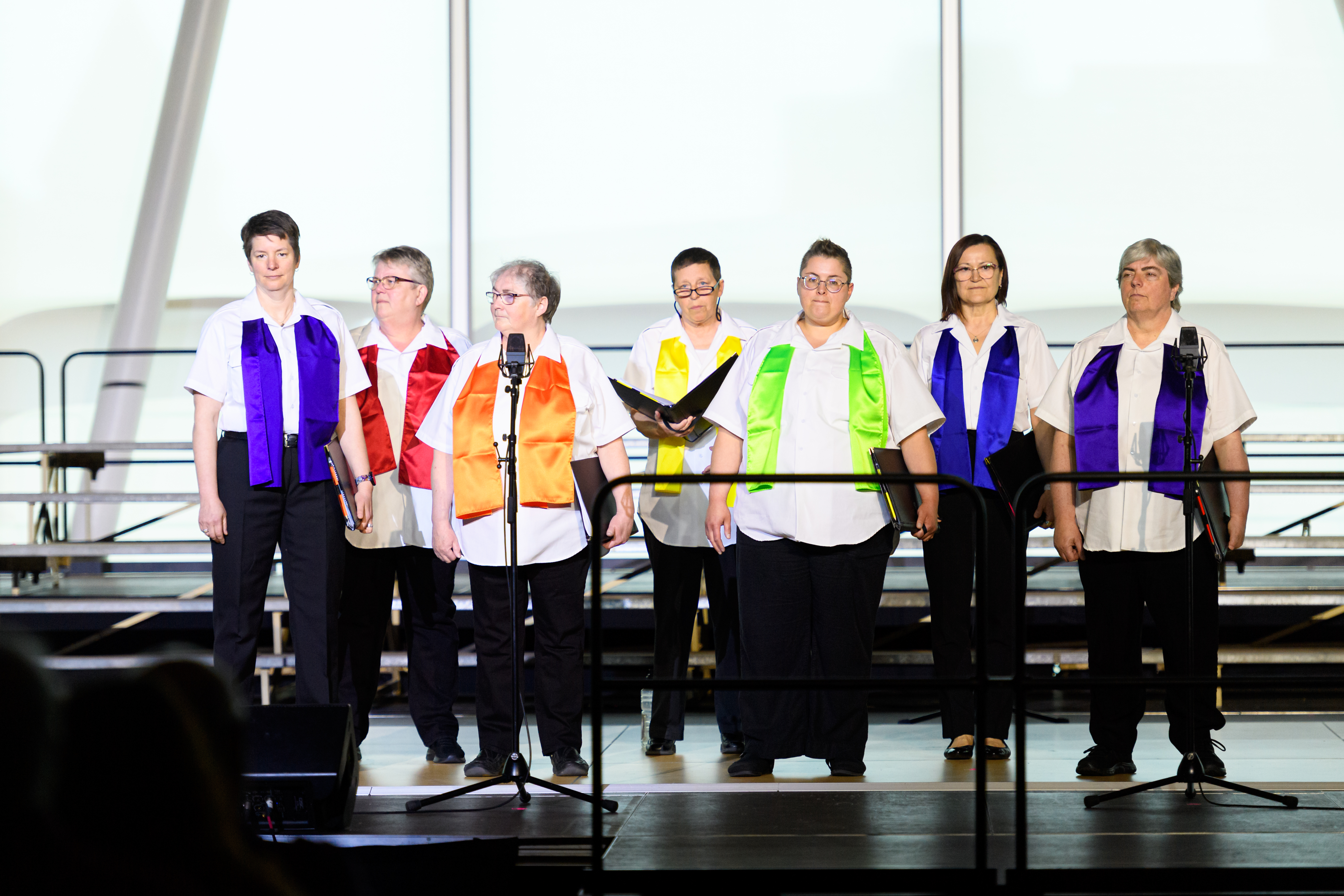 Choir sings at UNISON