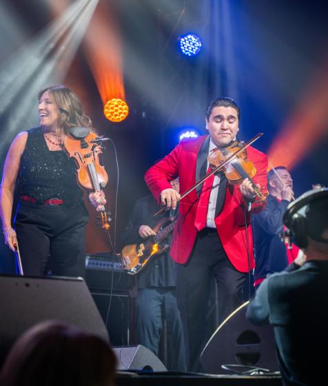 Mi'kmaw fiddler Morgan Toney playing at the Opening Night Awards